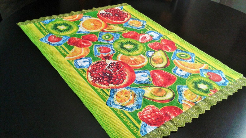Fruit cotton table runner with green lace