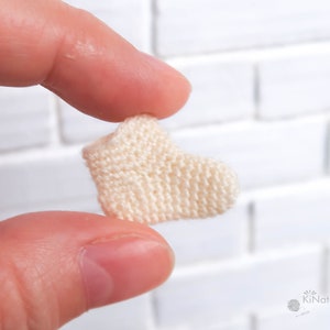 PATTERN: Socks for Chelsea and Kelly doll - crochet pattern in PDF image 5
