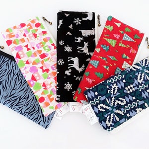 Medium> Flat zipped patched work pouch Japanese cotton handmade/pencil jewellery case/crochet hook holder/cable sorter/cosmetic/Christmas