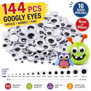 Op de afbeelding: Een set van 144 ronde wiebeloogjes van kunststof in diverse maten van 4mm tot 40mm. De oogjes hebben een witte kunststof basis met zwarte bewegende pupillen. Een kleine paarse vilten uil en een groen pluizig wezen zijn met deze oogjes versierd.
