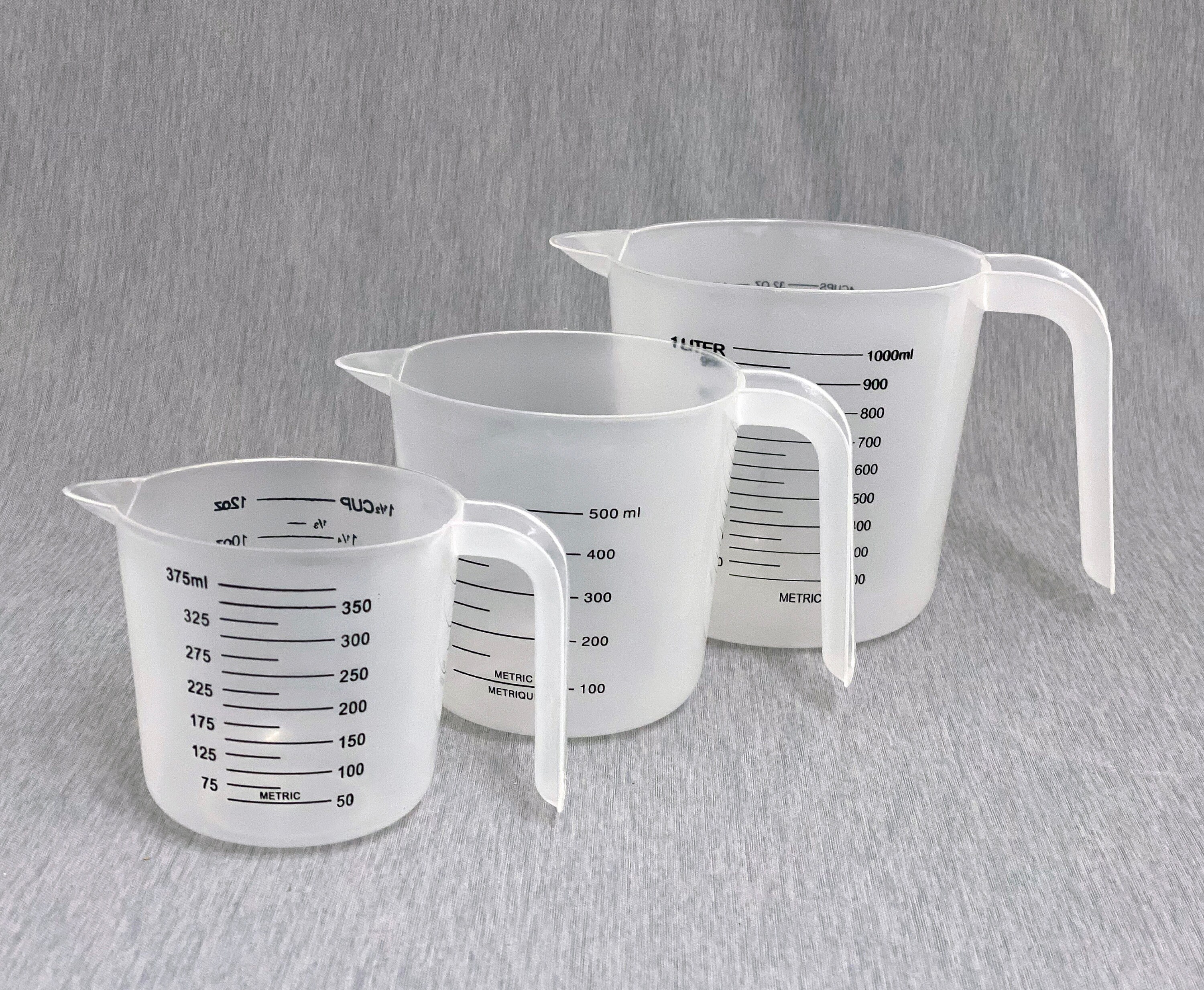 Plastic Measuring Cups Set, 1 2 4 Cup Capacity with Ounce