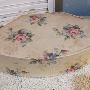 Vintage Fabric Covered Sewing Box, c1930 image 2