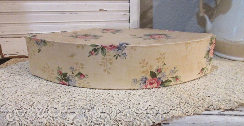 Vintage Fabric Covered Sewing Box, c1930 image 4