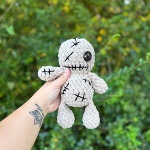 SOFORT LIEFERBAR - Voodoo Puppe, Voodoo Plushie, Halloween, gehäkelt, Amigurumi, Halloween Decor, Halloween, Voo Doo