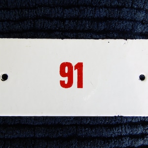 91 Vintage French enamel house number Door sign Enamel steel plaque White and red 1,96  x 3,95 inches