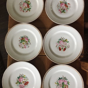 Set of 6 Japanese Porcelain Dessert Plates Gilt Hand-Painted Red Pink White 8&quot; Diameter Unmarked