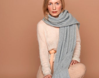 light grey cashmere scarf, cashmere shawl, cashmere throw, cashmere wrap, cashmere scarf,blanket scarf, grey scarf, knitted cashmere scarf