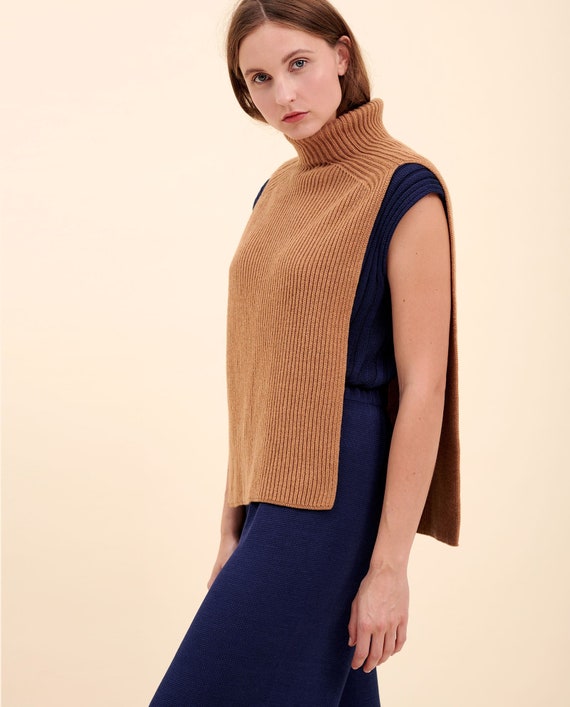 Long Cashmere Turtleneck Scarf 
