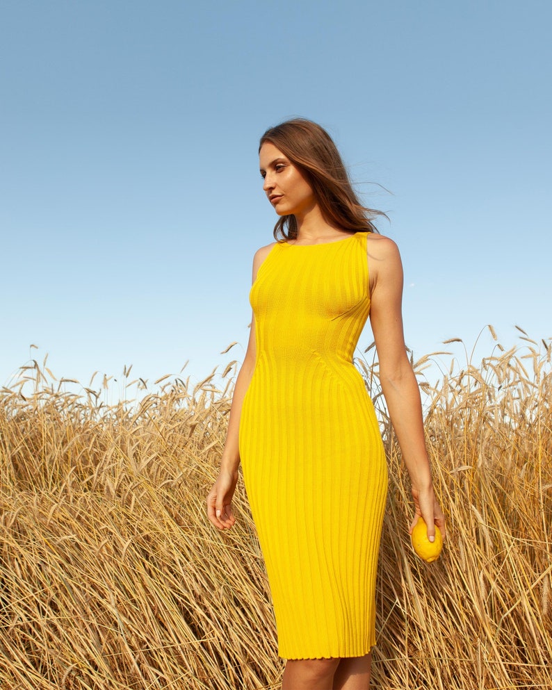 yellow knit dress, summer knit dress, summer dress yellow, elegant summer dress, statement dress, SABRINA WEIGT, rib dress, sunshine yellow image 2