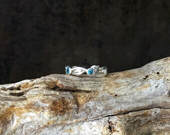 Blue Topaz vine and leaf sterling silver band
