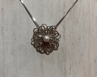 Heart Flower 4 Leaf Clover Sterling Silver Pendant on chain.