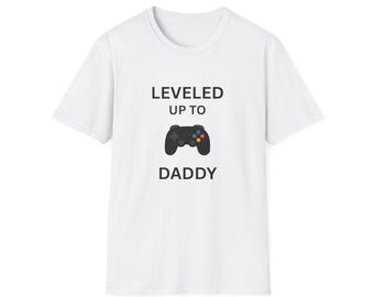 Camiseta "Leveled Up To Daddy" / Camiseta de paternidad con mando de videojuegos