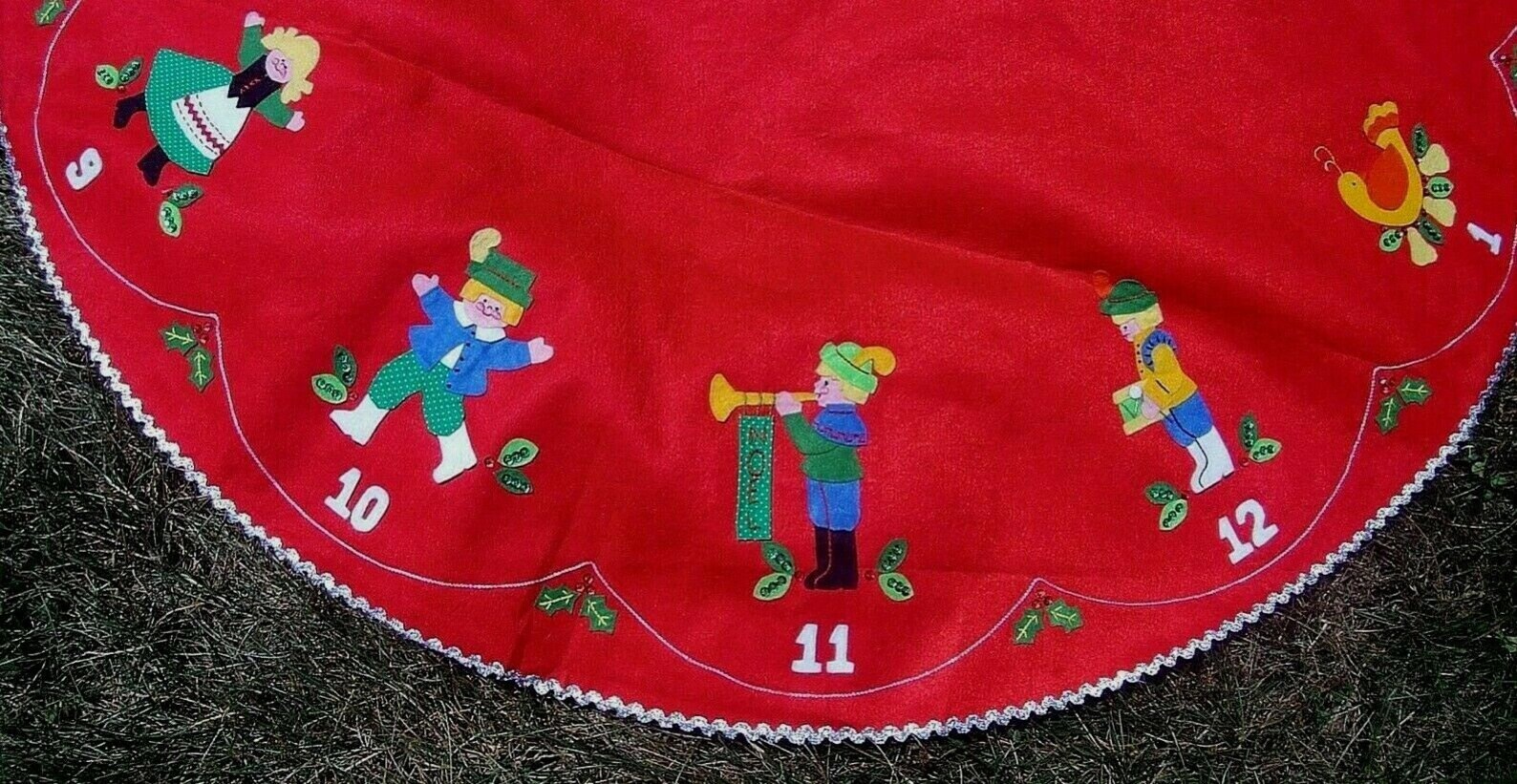 bucilla 12 days of christmas tree skirt