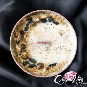 Soy Wax Candle &quot;Protection&quot; | Crackling Candle | Candle with Dried Flowers Crystals Essential Oils | Gift | Meditation