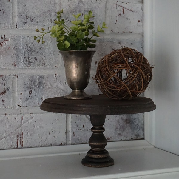 Stained Cake Stand, Round Decorative Cake Stand, Small Cake Stand, Farmhouse Home Decor, Rustic Cake Stand