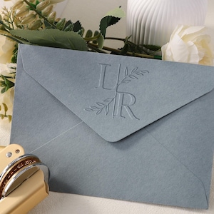 Sello en relieve con monograma de boda personalizado, iniciales de pareja personalizadas y apellido, sello en relieve para invitación de boda, regalos de boda