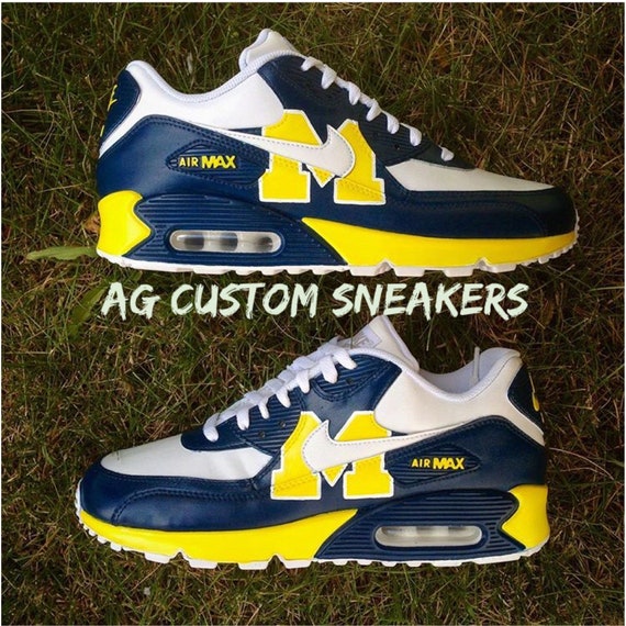 nike air force max michigan