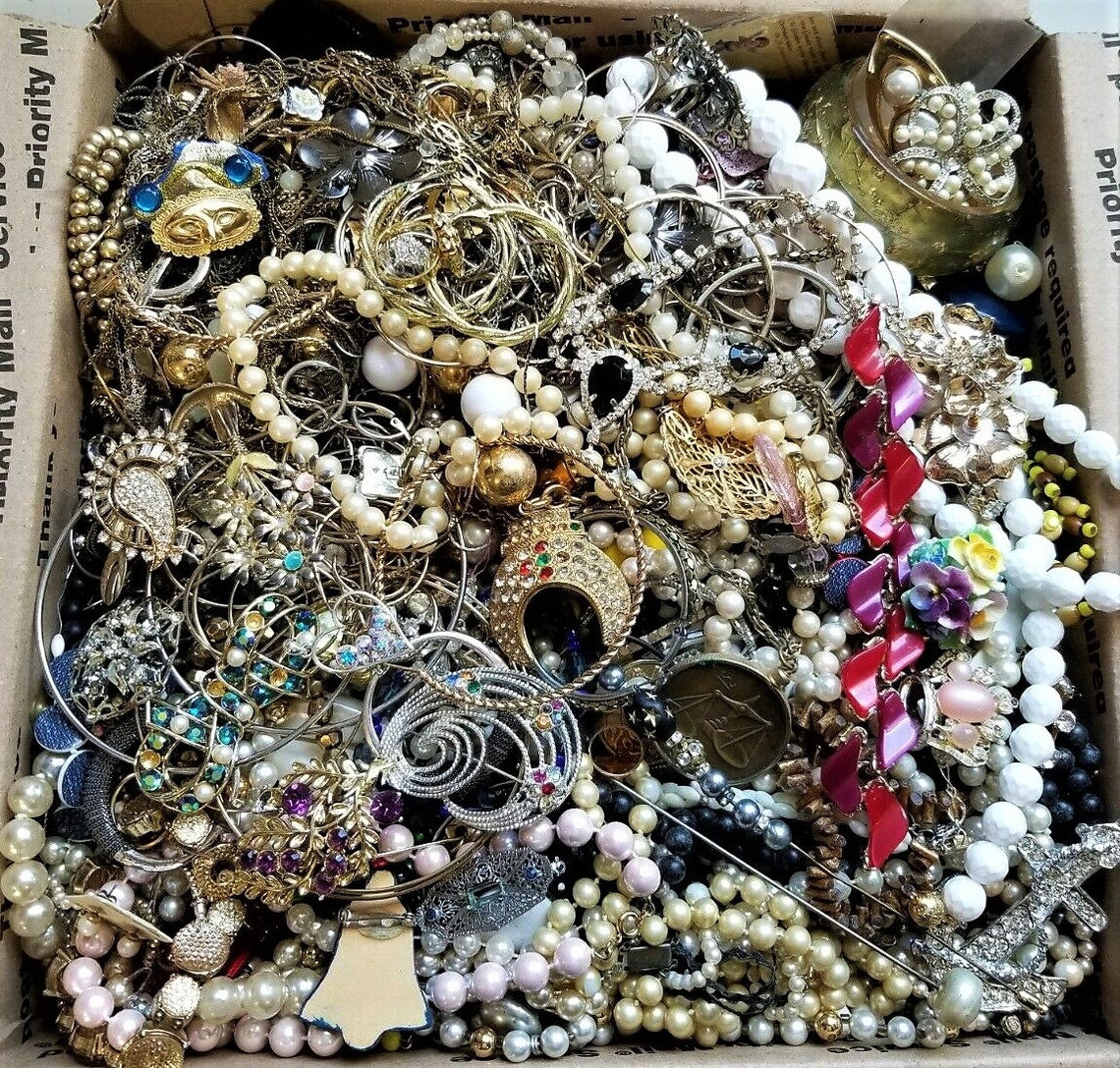 Jewelry Vintage Modern Huge Lot ALL GOOD Wearable RESELL Over Etsy