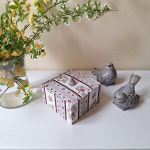 Caja de almacenaje pequeña, tela provenzal, bolsillo vacío con tapa, organizador de pasadores, llavero, regalo original para mamá