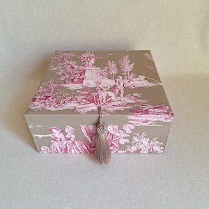 Boite Coffre de Rangement décorée de Toile de Jouy, Tissu Manuel Canovas, Organisateur de Dressing,