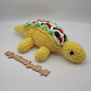 Tacosauraus, tacosaurus crochet, taco dinosaur, taco dino, dinosaur, taco plushie, dino plushie, dinosaur plushie, tacosauraus plushie