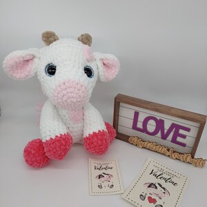 Valentine Cow, Cow Plushie, Cow Plush, Cow Gift, Gift for Her, Gift for Him, Cow with Hearts