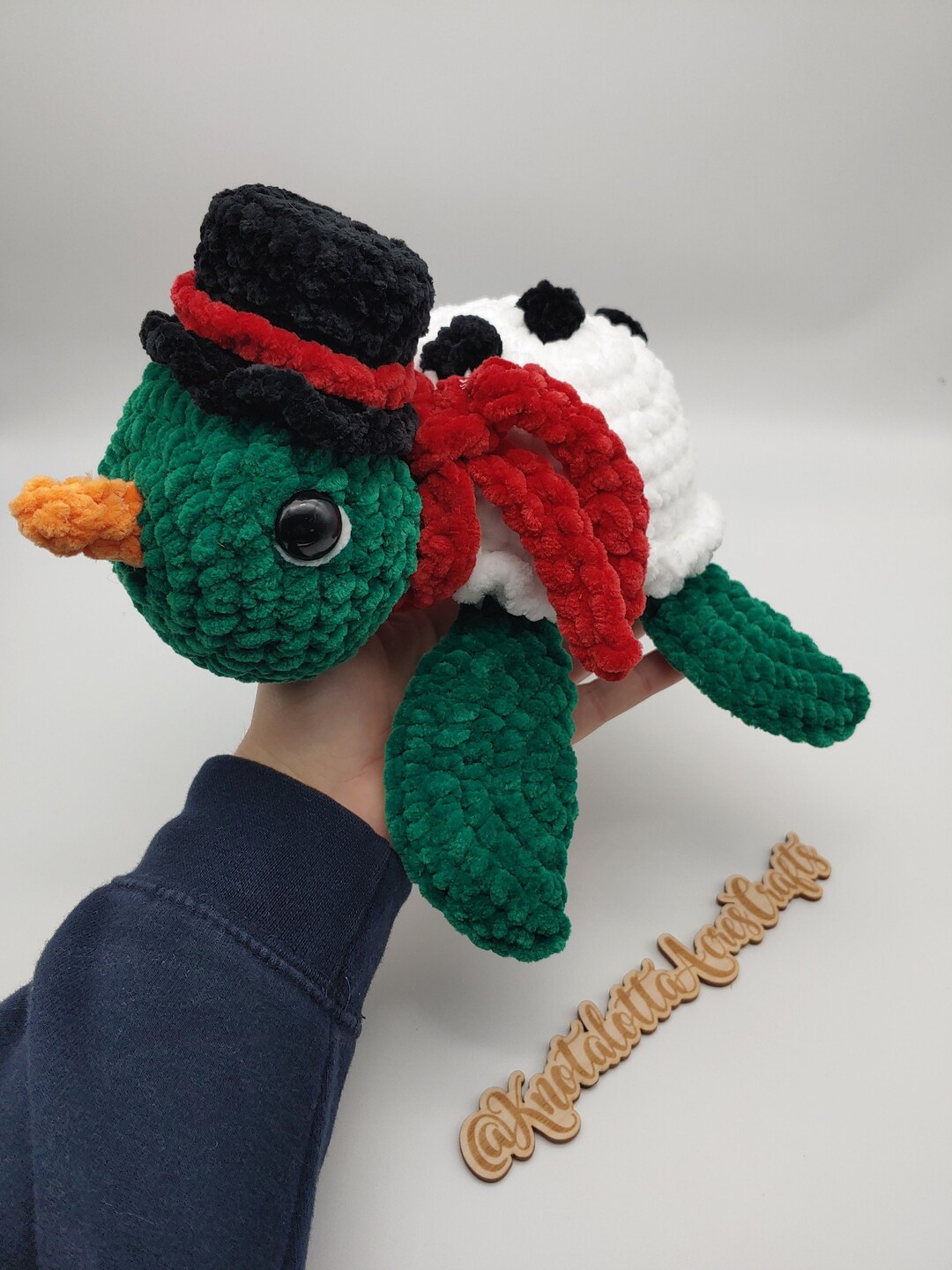 Crochet Snowman Turtle: Holiday Stuffed Animal Gift - Etsy