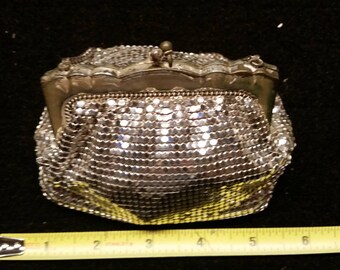 Antique Whiting & Davis Flapper purse ART DECO Mesh Silver Plated Evening Bag with Box Bottom