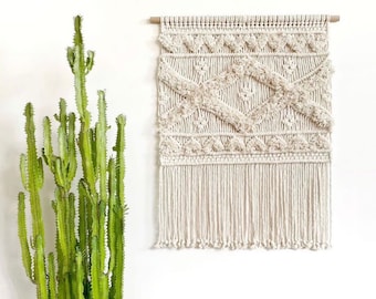 Macrame Wall Hanging Patroon "Clarity" || Geknoopt geweven tapijt katoenen wall art touw koord met fringing geometrische lijnen vezel art boho