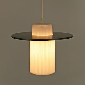 Vintage modernistische West-Duitse donkergrijs witte schijf hanglamp cilinder atoomtijdperk trechter halverwege de eeuw modern minimalistisch licht veranda rond