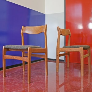 Pair of Teak Danish Dining Chairs Erik Buch O. D. Møbler Wool Textile Retro Mid Century Modern Wooden Elegant Wood Desk Scandinavian Set Two