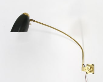 Lámpara de pared de latón italiano estilo Stilnovo vintage, lámpara de mesita de noche, aplique de acento, retro, modernista, maximalista, lectura, decoración dorada, escritorio, arquitecto