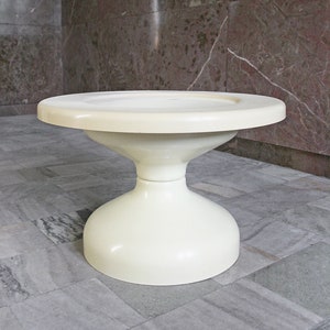Vintage Achille Pier Giacomo Castiglioni Kartell Binasco Milano Italy Rocchetto Tulip Plastic Coffee Table Side End Space Age Atomic Era