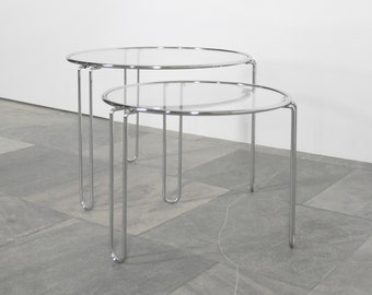 Pair of Vintage Italian Saporiti Style Postmodern Round Glass Hairpin Chrome Nesting Coffee Tables Side End Accent Minimalist Brutalist Set