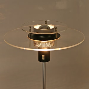 Vintage Ikea Cirkel Postmodern Acrylic Metal Desk Lamp UFO Retro Mid Century Modern Light Scandinavian Disc Round Reading Table Nightstand