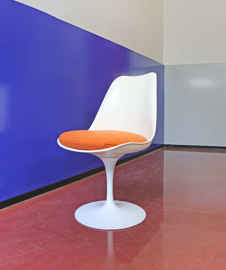 Vintage Eero Saarinen Knoll International Orange White Tulip Chair Retro Mid Century Modern Club Accent Dining Desk Shell Modernist Genuine image 1