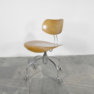 Vintage Egon Eiermann SE 40 Wilde + Spieth Obrotowy Fotel Architekta Biurowy Tan Zadanie Studium Drewniany Przemysłowy Użytkowy Regulowany Domowy Gabinet