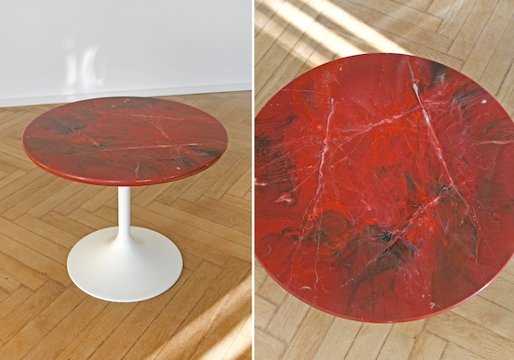 Vintage Ilse M bel Model 3651 Glossy Marbled Red Tulip Coffee Side