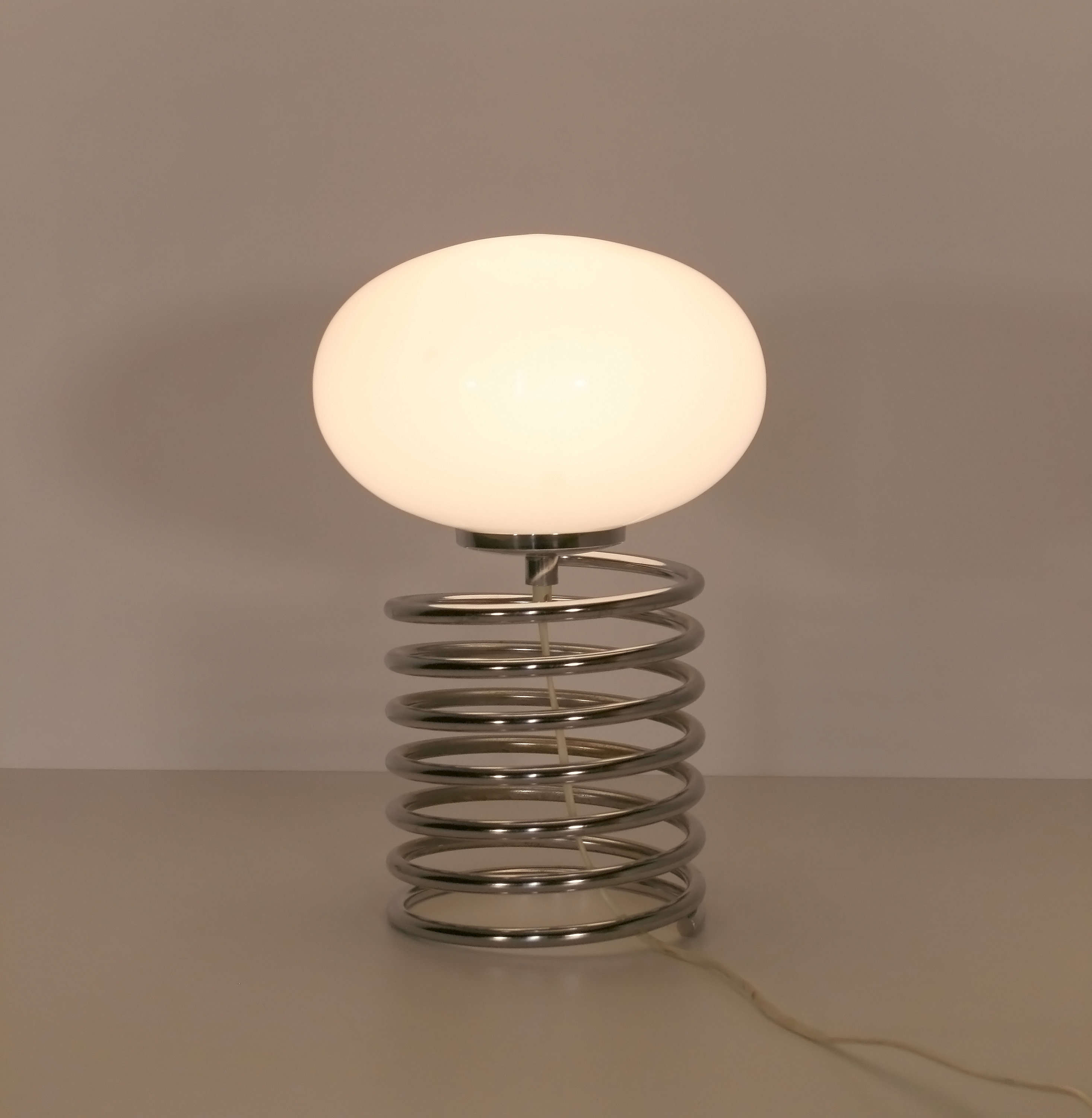 Vintage Ingo Maurer Design M Spirale Milky Glass Orb Chrome Steel Spring Table Lamp Desk Space Age Home Office Postmodern Accent Lighting