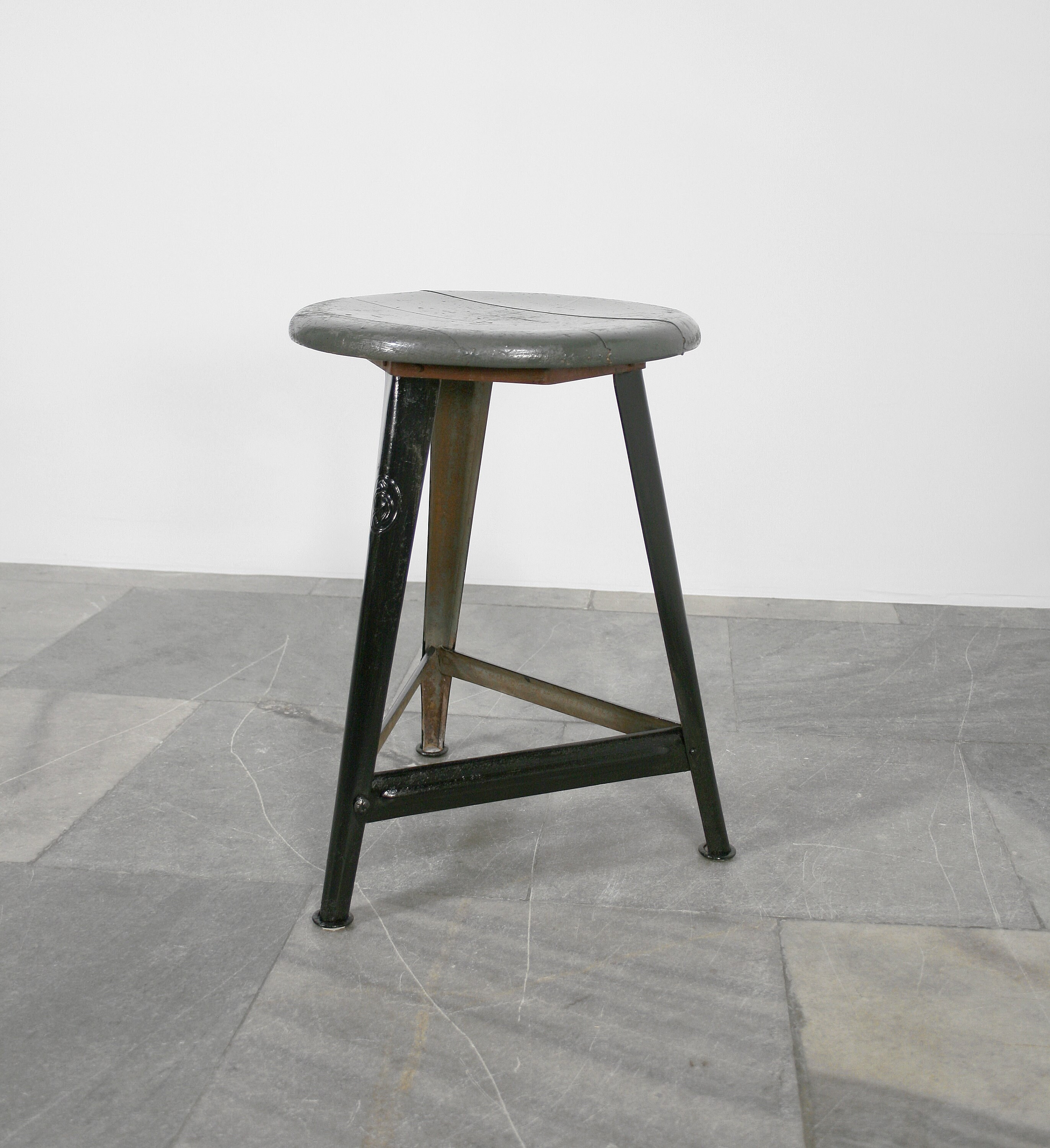 Antique 3 legged chair - Etsy 日本