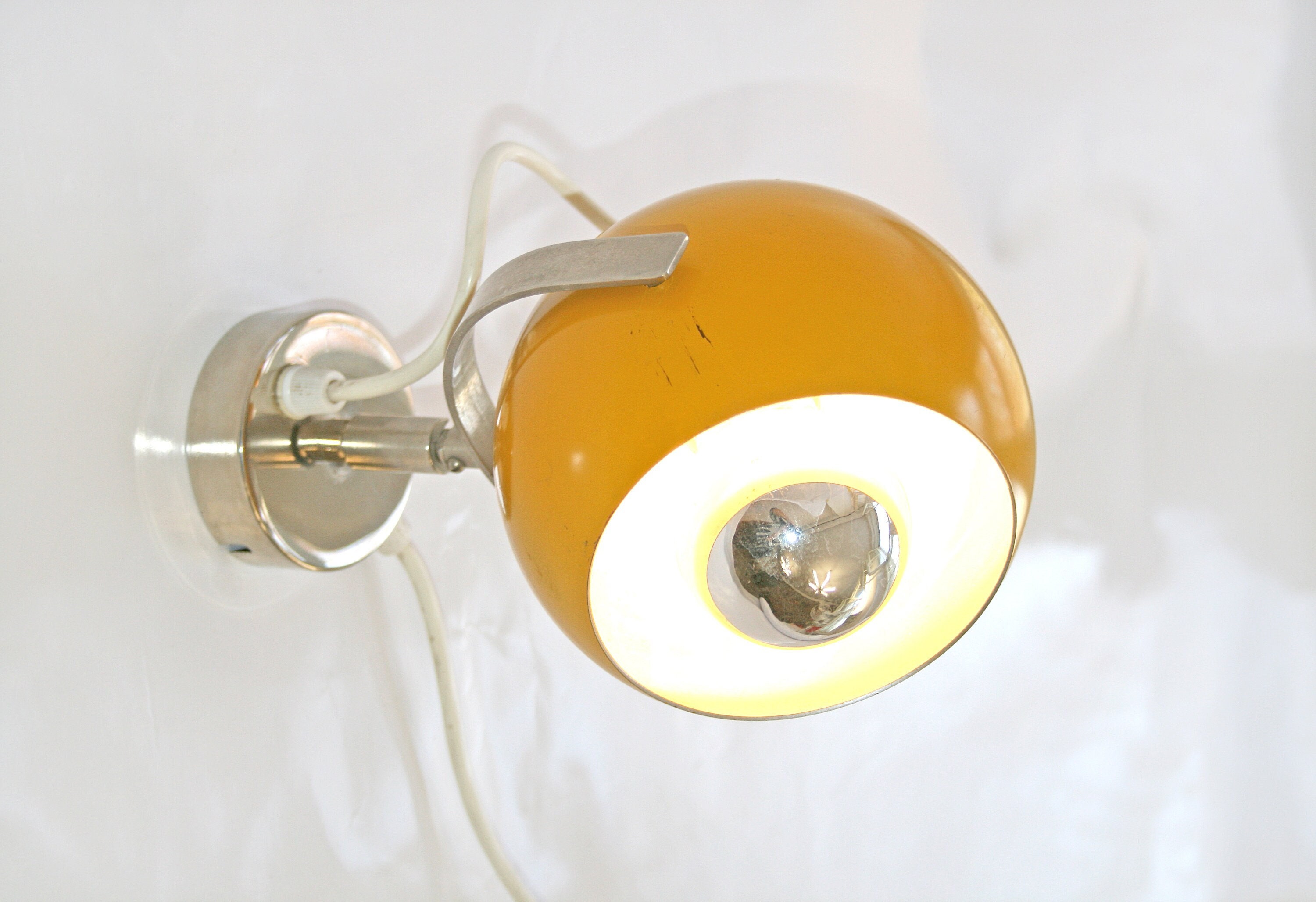 Vintage Koch & Lowy Omi Jaune Globe Oculaire Mur Fixture Space Age Sconce Lampe Orb Chrome Table Rég