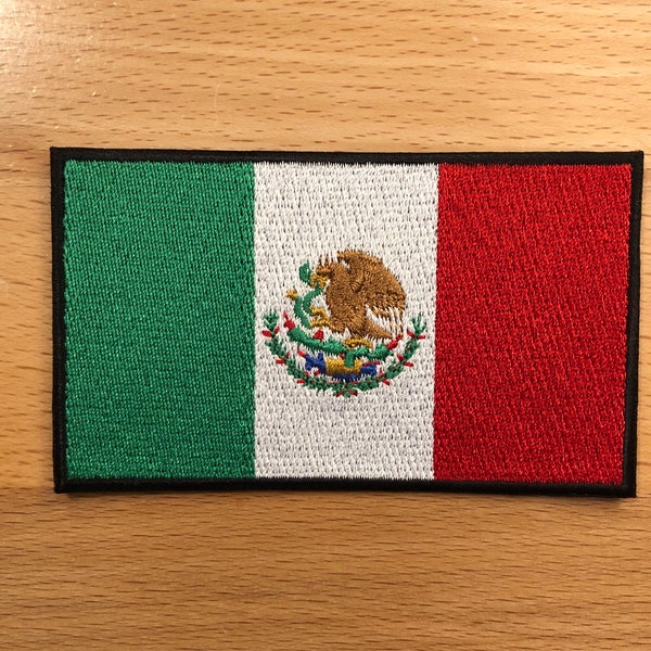 Parche termoadhesivo con bandera de México - 100% bordado - 2 tamaños