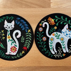 Folk Art Cat Floral Patches - 4.25&quot; x 4.25&quot;
