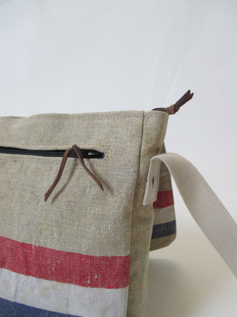 Festival bag/Small bag/waxed canvas/upcycling linen/dutch flag/postbag linen/YKK zipper lockable/outsidepocket/adjustable shoulder strap. image 7