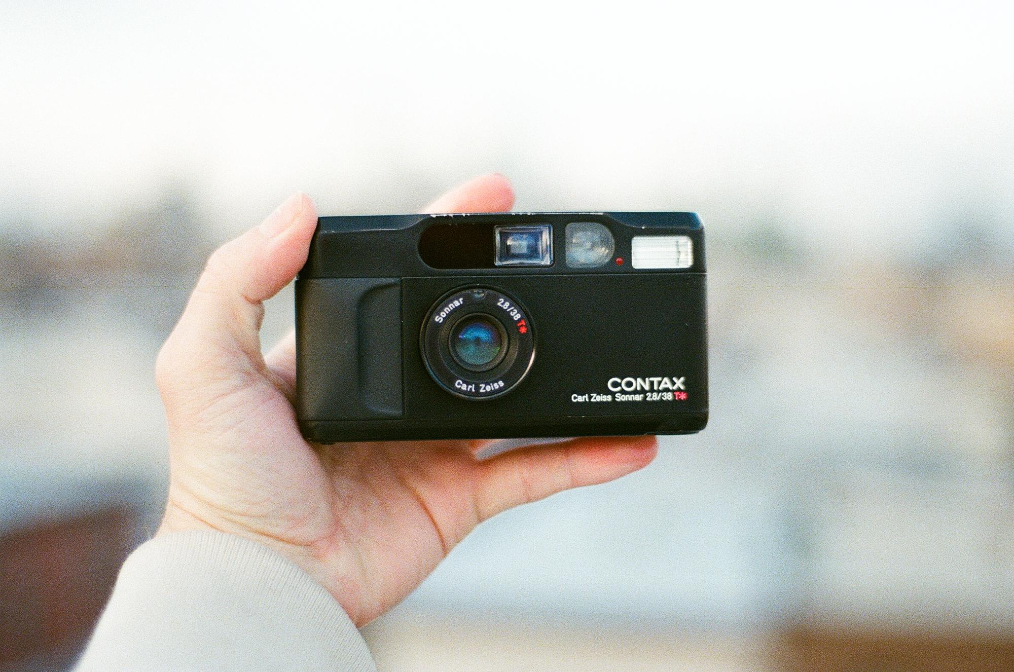 Contax Nikon Film Camera Point And Shoot Contax T2 Champagne 35mm