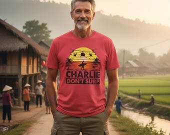 T-shirt Rétro Apocalypse Now 'Charlie Don't Surf' Vert - Marque Gildan, Taille Au Choix