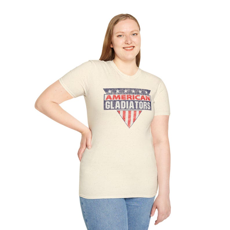 ヴィンテージ アメリカン グラディエーターズ Tシャツ フラッグ シールド グラフィック 愛国的なレトロ スポーツ Tシャツ USA プライド シャツ レトロ 80 年代 テレビ番組へのギフト 画像 6