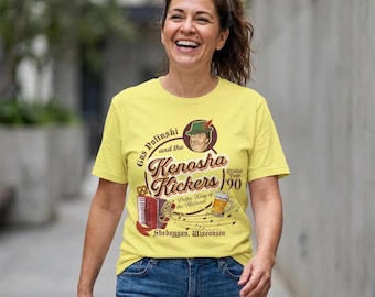 Camiseta de estilo softstyle inspirada en Solo en casa de Gus Polinski Polka King de la gira por el Medio Oeste. Diseño de fan art, regalo para amantes del cine.