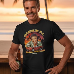 Nostalgic Magnum PI 1980 Vintage Hawaii Tee Tribute Fan Art Classic Crime Drama Shirt Retro Honolulu Vibes TV Memorabilia Parody Tee Gift