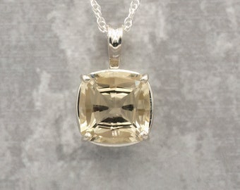 Oregon Sunstone champagne cushion set in sterling silver!